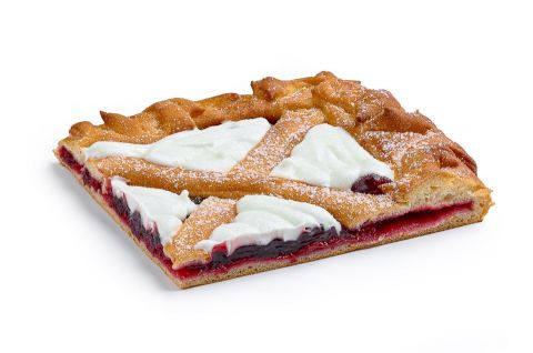 Пирог с вишней и сметаной 