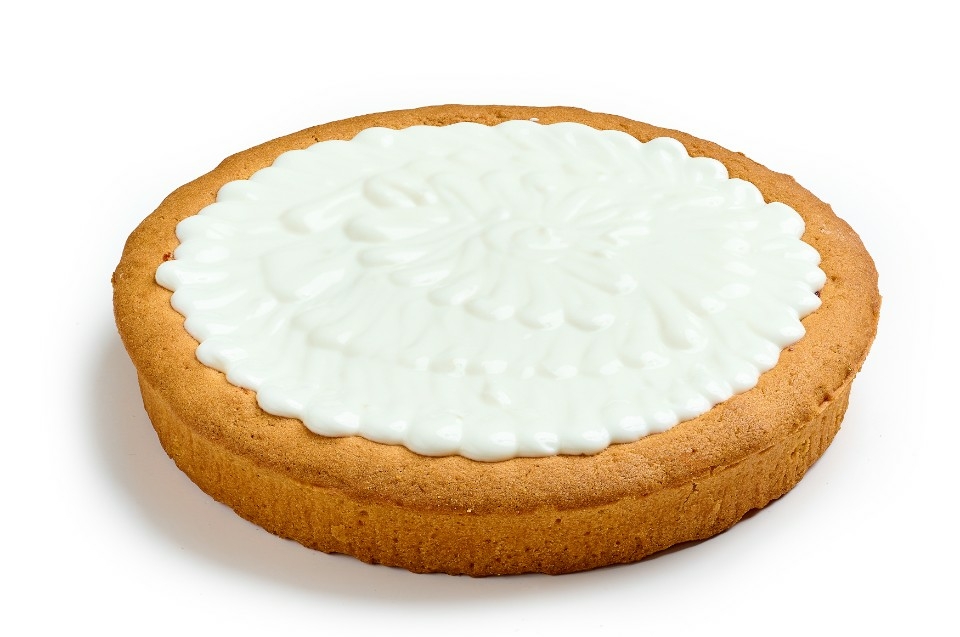 Пирог с брусникой и сметаной на песочном тесте